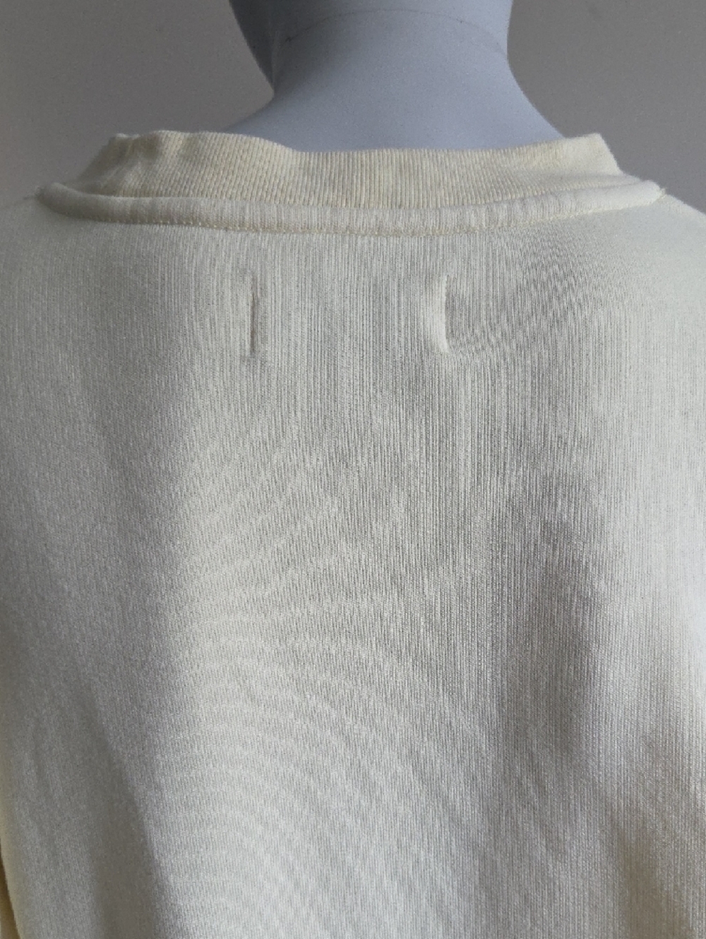 Nearly New TNA Lemon Custard Crewneck Sweatshirt - Picture 5 of 9